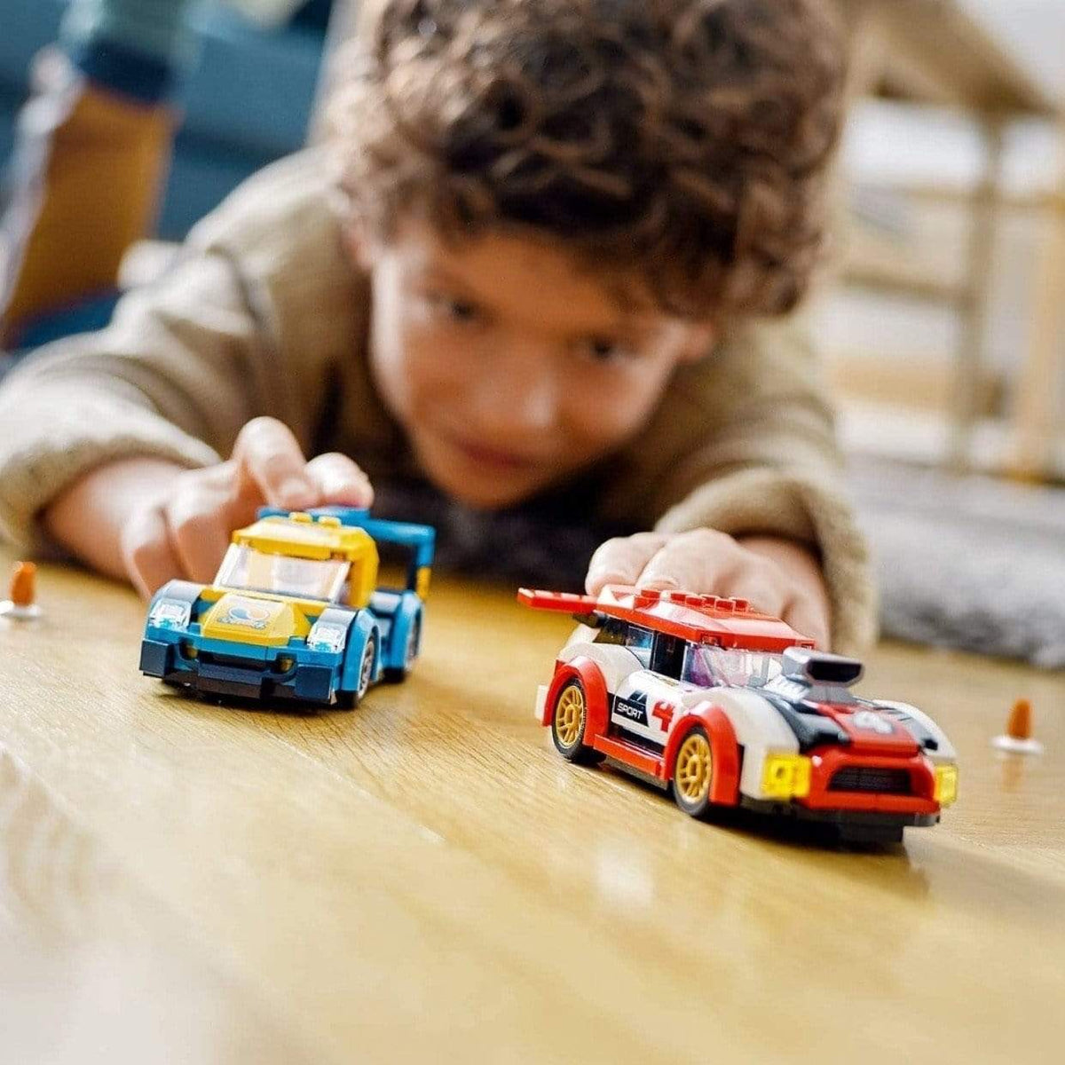 LEGO® City Racing Cars building (60256) Introduction